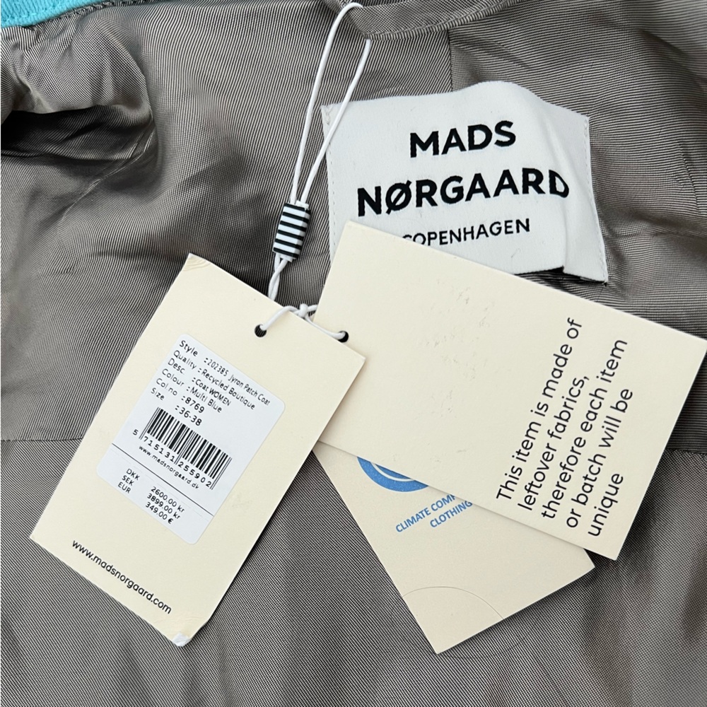 Mads Nordgaard NWT Unisex  trench coat - Picture 3 of 5